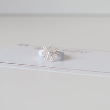 Load image into Gallery viewer, My first delicate bobbles - 2 colours