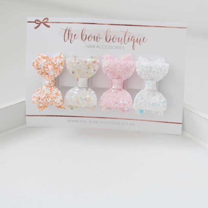 Petite deluxe set of 4 bows l clips or bobbles