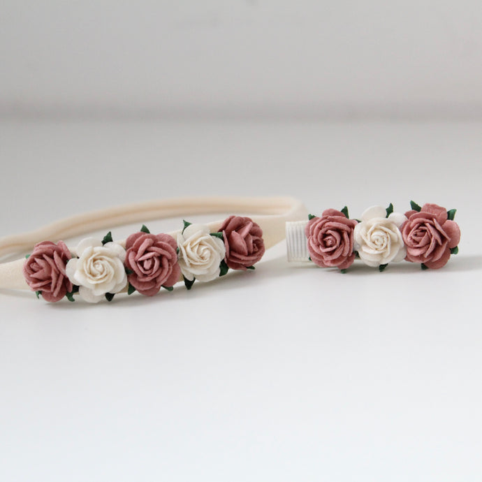 Delicate dusky pink & cream daisy flowers - Clip or headband
