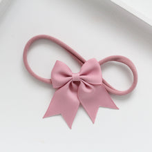 Load image into Gallery viewer, Personalised short tail pinch ribbon bow headbands 28 colours
