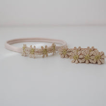 Load image into Gallery viewer, Delicate beige &amp; gold daisy flowers - Clip or headband