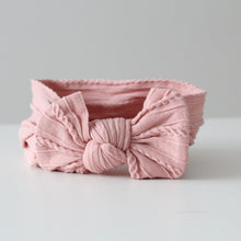 Load image into Gallery viewer, Vintage pink cable headwrap