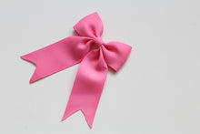 Load image into Gallery viewer, Personalised tail pinch ribbon bows 33 colours