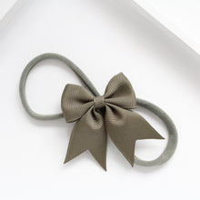 Load image into Gallery viewer, Personalised short tail pinch ribbon bow headbands 28 colours