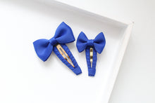 Load image into Gallery viewer, Pinch bow snappy clips - 2 sizes - 32 colours
