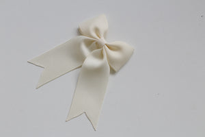 Tail pinch ribbon bows 32 colours