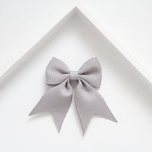 Load image into Gallery viewer, Personalised short tail pinch ribbon clip & bobbles 34 colours