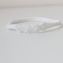 Load image into Gallery viewer, Delicate daisy &amp; pearl  flowers - Clip or headband