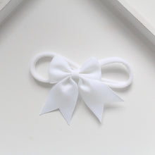 Load image into Gallery viewer, Personalised short tail pinch ribbon bow headbands 28 colours