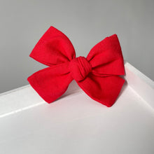 Load image into Gallery viewer, Red sweetheart bows