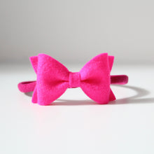 Load image into Gallery viewer, Small luxury felt bows (25 Colours)