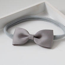 Load image into Gallery viewer, Pinch bows - 33 Colours