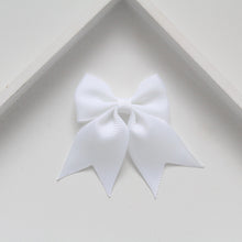 Load image into Gallery viewer, Personalised short tail pinch ribbon clip & bobbles 34 colours