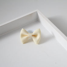 Load image into Gallery viewer, Mini pinch bows - 33 Colours