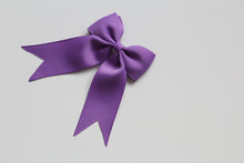 Load image into Gallery viewer, Personalised tail pinch ribbon bows 33 colours