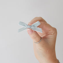 Load image into Gallery viewer, My first mini velvet bows - 16 Colours