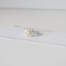 Load image into Gallery viewer, My first delicate bobbles - 2 colours