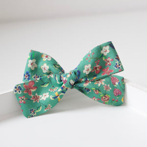 Green floral bows