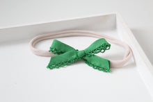 Load image into Gallery viewer, Hand tied bows (16 Colours)