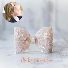 Load image into Gallery viewer, Mini glitter bows (25 Colours)