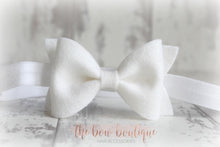 Load image into Gallery viewer, Large luxury felt bows (25 Colours)