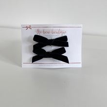 Load image into Gallery viewer, My first mini velvet bows - 16 Colours