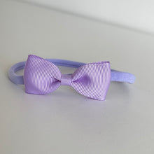 Load image into Gallery viewer, Pinch bows - 33 Colours