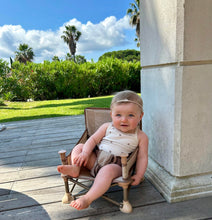 Load image into Gallery viewer, Delicate daisy flowers - Clip or headband