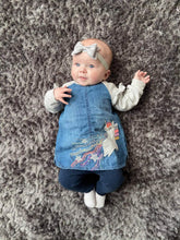 Load image into Gallery viewer, Large luxury felt bows (25 Colours)