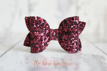 Load image into Gallery viewer, Medium deluxe glitter bows (25 Colours)