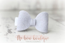 Load image into Gallery viewer, Mini felt bows (25 Colours)
