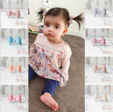 Load image into Gallery viewer, Mini baby bows - Surprise set of 15