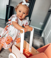 Load image into Gallery viewer, Everley - Timeless bows