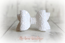 Load image into Gallery viewer, Medium deluxe glitter bows (25 Colours)