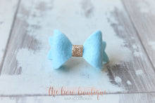 Load image into Gallery viewer, Mini baby felt gold centre bows ( 25 Colours )