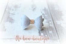 Load image into Gallery viewer, Mini baby felt gold centre bows ( 25 Colours )