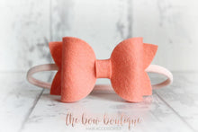 Load image into Gallery viewer, Large deluxe felt bows (25 Colours)