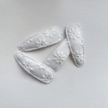 Load image into Gallery viewer, Embroidered snappy clips