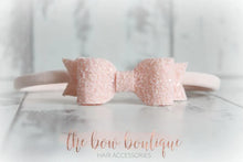 Load image into Gallery viewer, Small glitter bows (25 Colours)