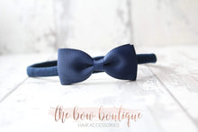 Load image into Gallery viewer, Pinch bows - 33 Colours