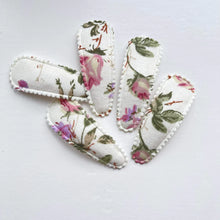 Load image into Gallery viewer, Embroidered snappy clips
