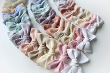 Load image into Gallery viewer, Sweetheart bows - 10 Colours