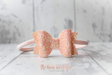 Load image into Gallery viewer, Medium deluxe glitter bows (25 Colours)