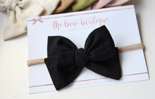 Load image into Gallery viewer, Sweetheart bows - 10 Colours