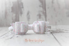 Load image into Gallery viewer, Double glitter bows (25 colours)