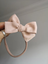 Load image into Gallery viewer, Sweetheart bows - 10 Colours