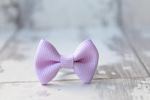 Load image into Gallery viewer, Mini pinch bows - 33 Colours