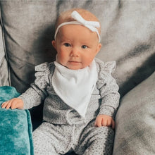 Load image into Gallery viewer, Hand tied bows (16 Colours)