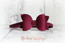 Load image into Gallery viewer, Medium deluxe felt bows (25 Colours)