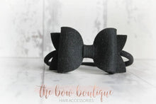 Load image into Gallery viewer, Large deluxe felt bows (25 Colours)